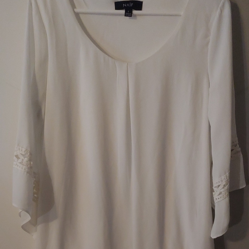 White boutique top!